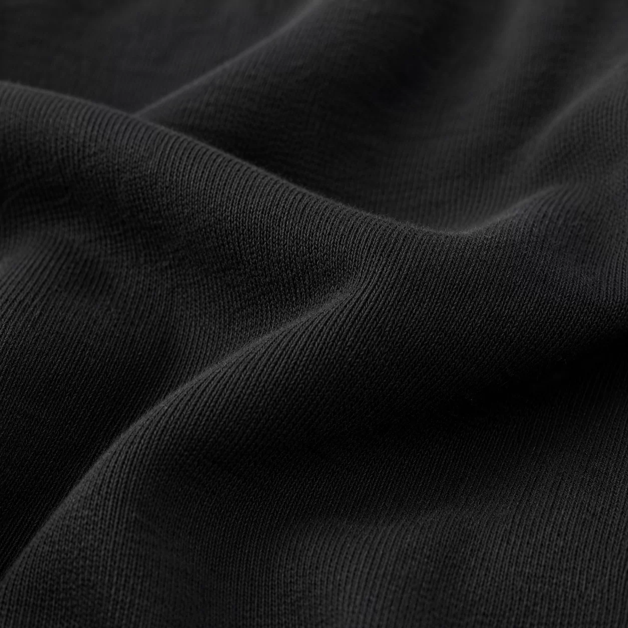 Hoodie ITOUKEI noir et blanc — détail molleton