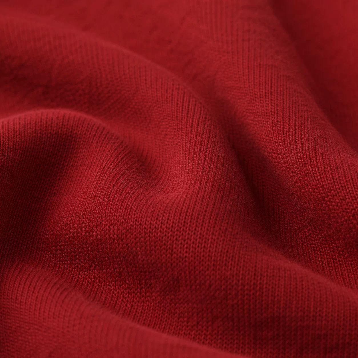 Hoodie ITOUKEI rouge — détail molleton