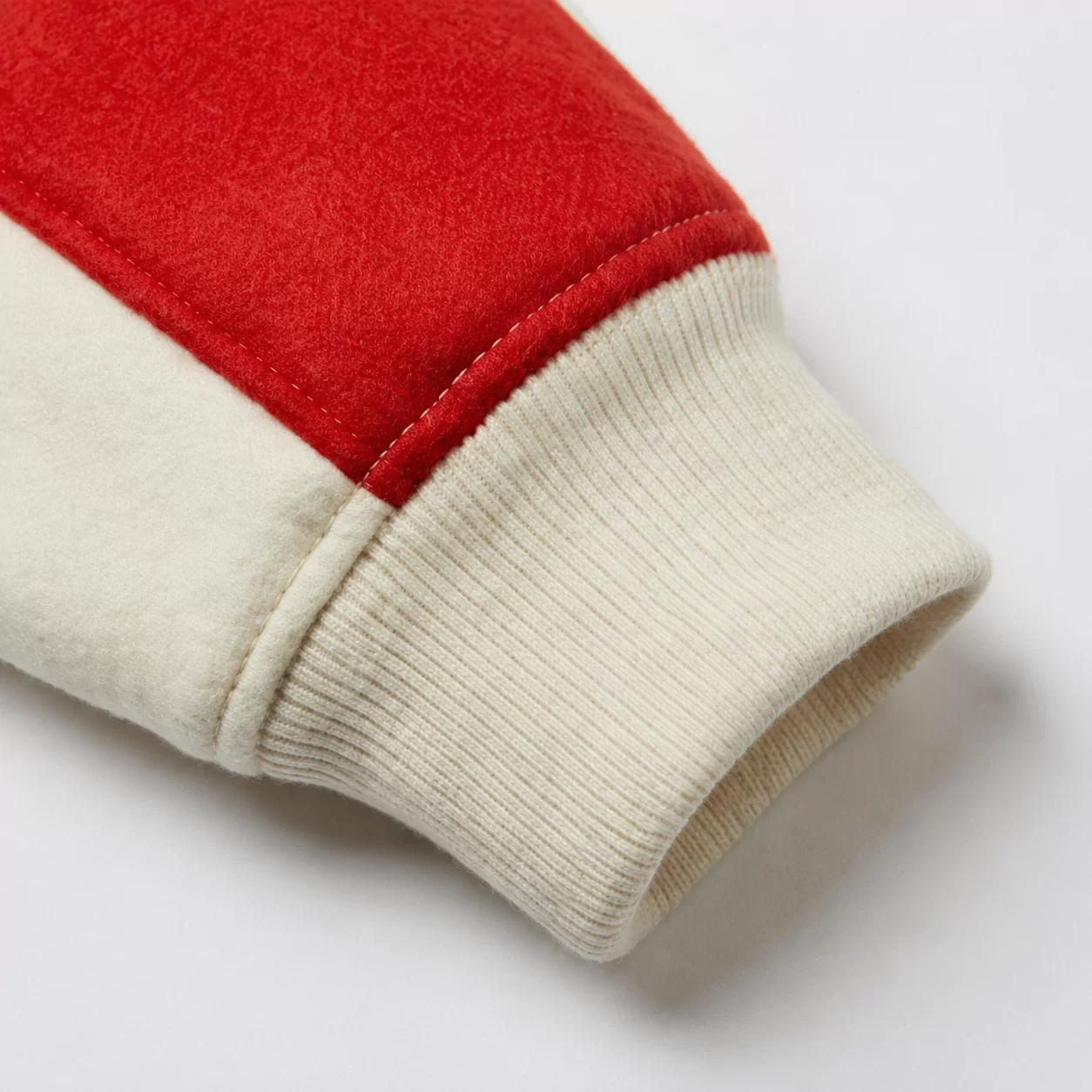Varsity-Jacket - Rouge-Creme – Image 5