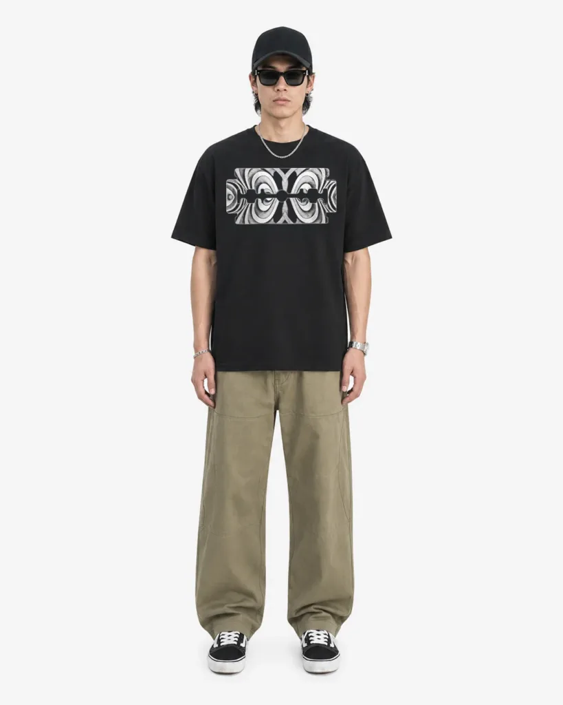 T-shirt ITOUKEI lame #0001 porté, mannequin homme